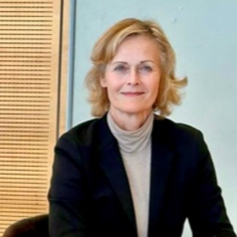  Corinna Bosch
